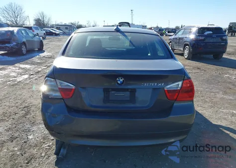 2008 BMW 328Xi z USA, uszkodzony, nr VIN WBAVC735X8A236493